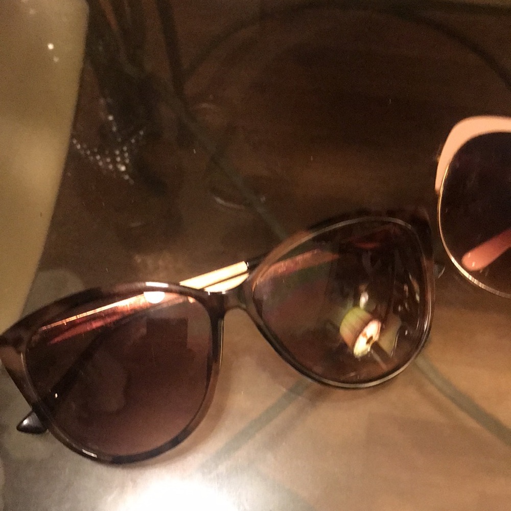 Sunglass Bundle!!! - image 8